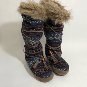 Original Muk Luk Boots Western pattern.  Like new